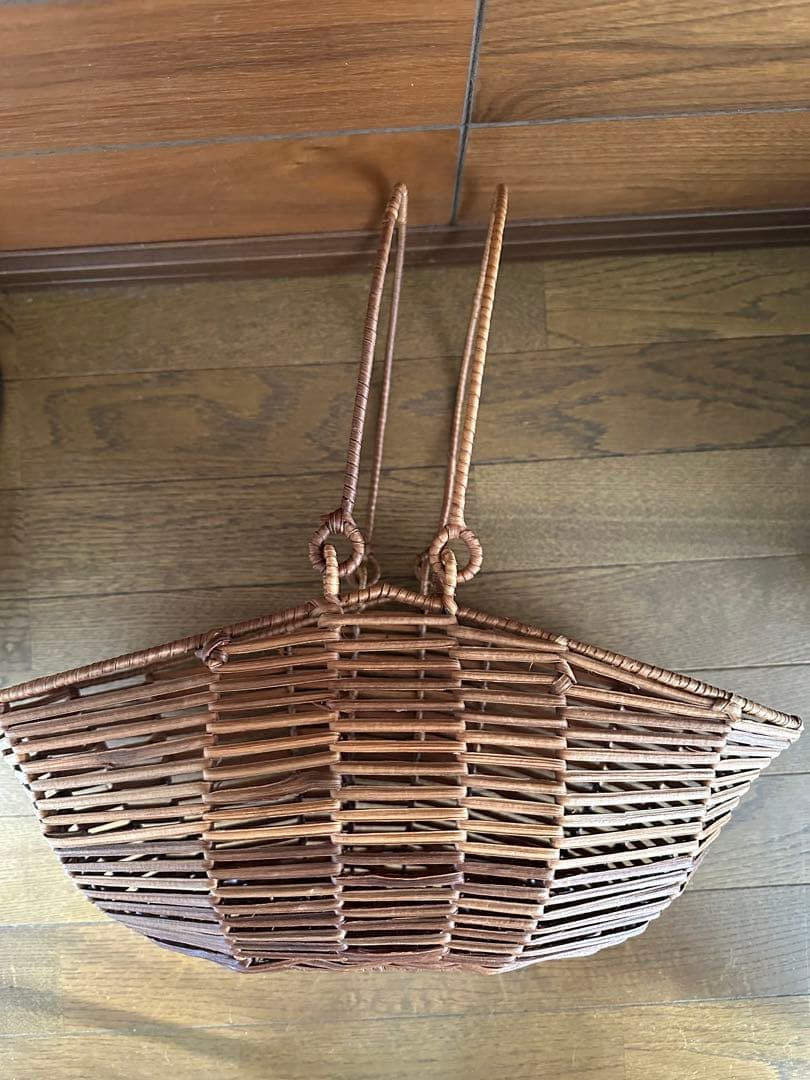 大きいかご　フランス