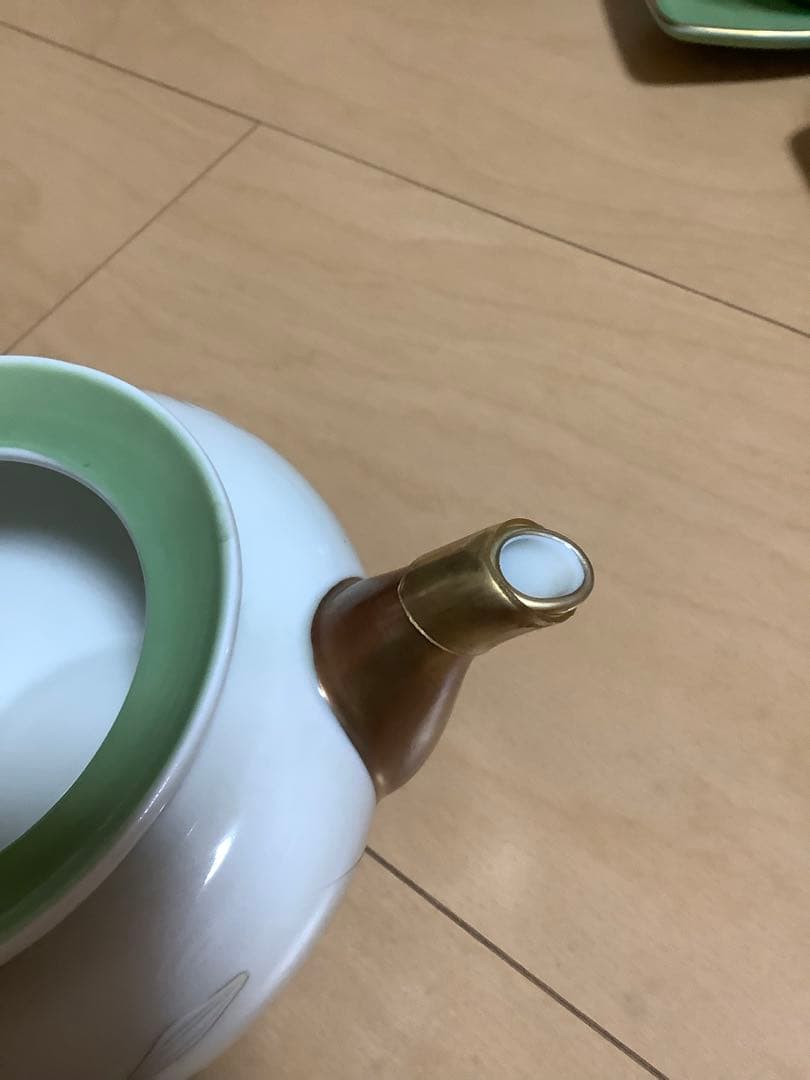 君島一郎　有田焼き・希少未使用茶器百合柄・4点set