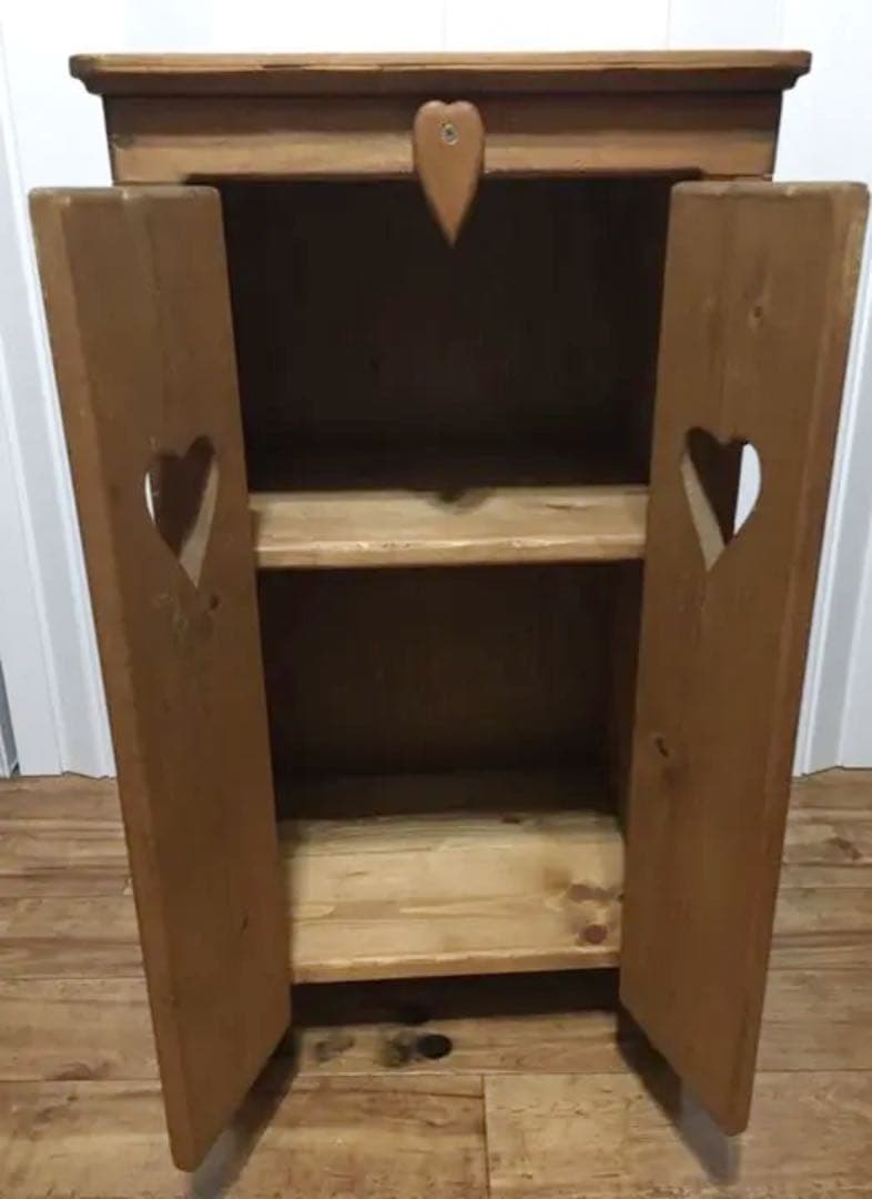 アンティーク ハートキャビネット ③ 2段