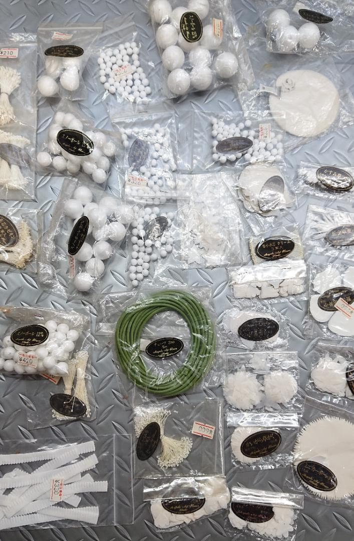 4９点まとめてアートフラワー用抜き弁　花弁深雪アート　ペップ・造花パーツ各種③