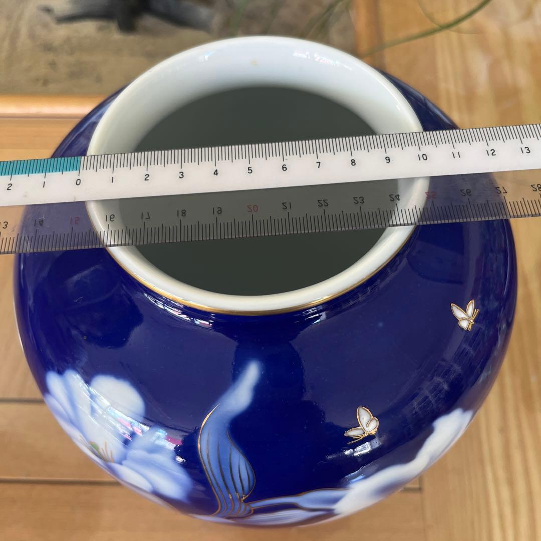 宮内庁御用達 深川製磁 花瓶 百合 - メルカリ