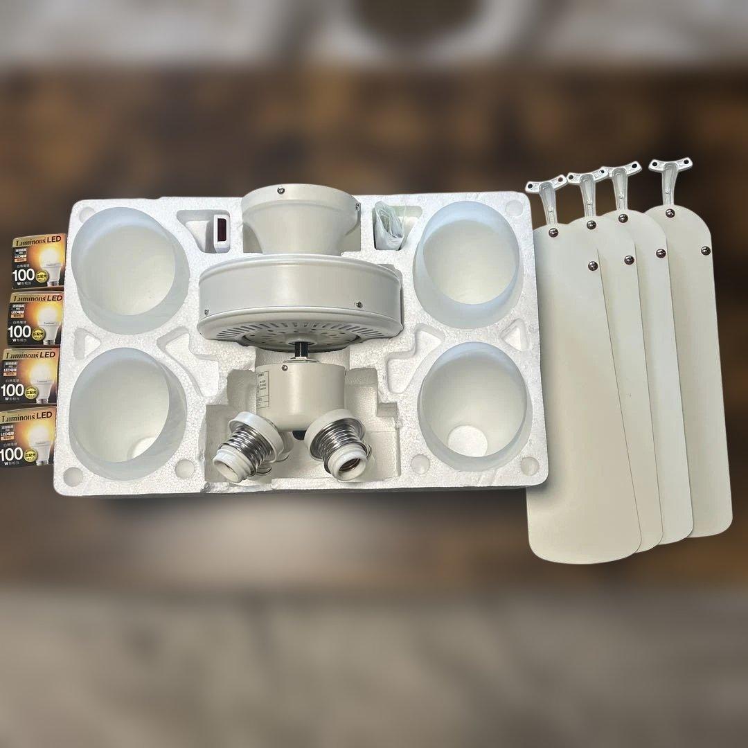 LED シーリングライト ホワイトプロペラ付き