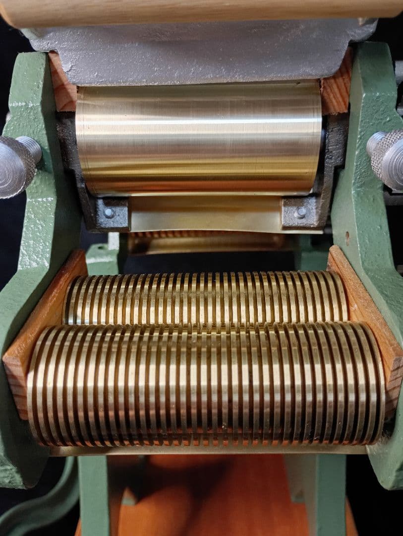 衛生的小野式製麺機 １型両刃 レストア済み 1.3mm 2.2mm 板は新規作成