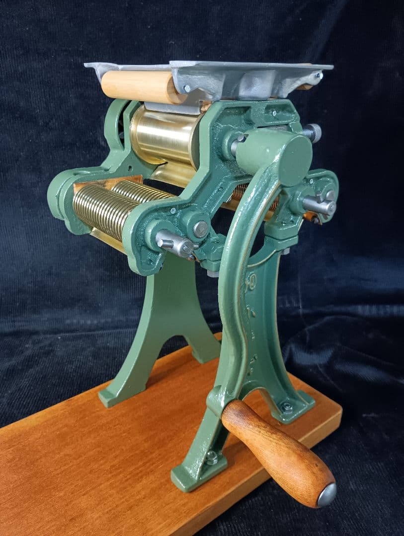 衛生的小野式製麺機 １型両刃 レストア済み 1.3mm 2.2mm 板は新規作成