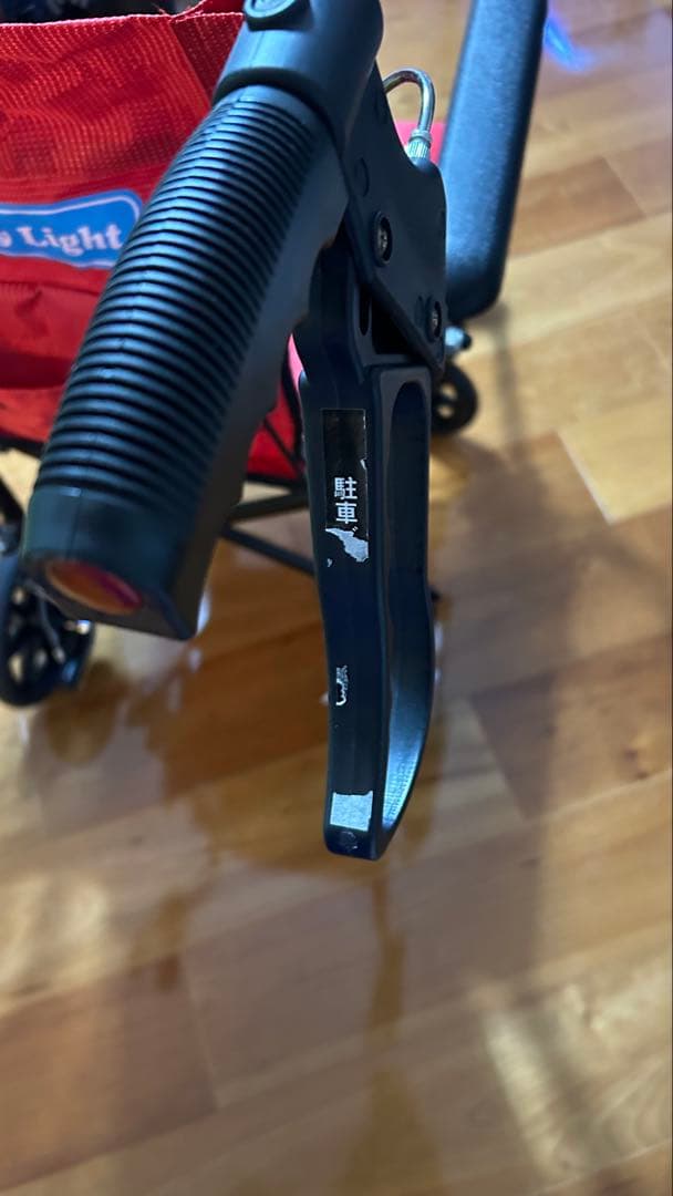 値下げ‼️折りたたみ車椅子　ハンディライト（ユーキトレーディング）