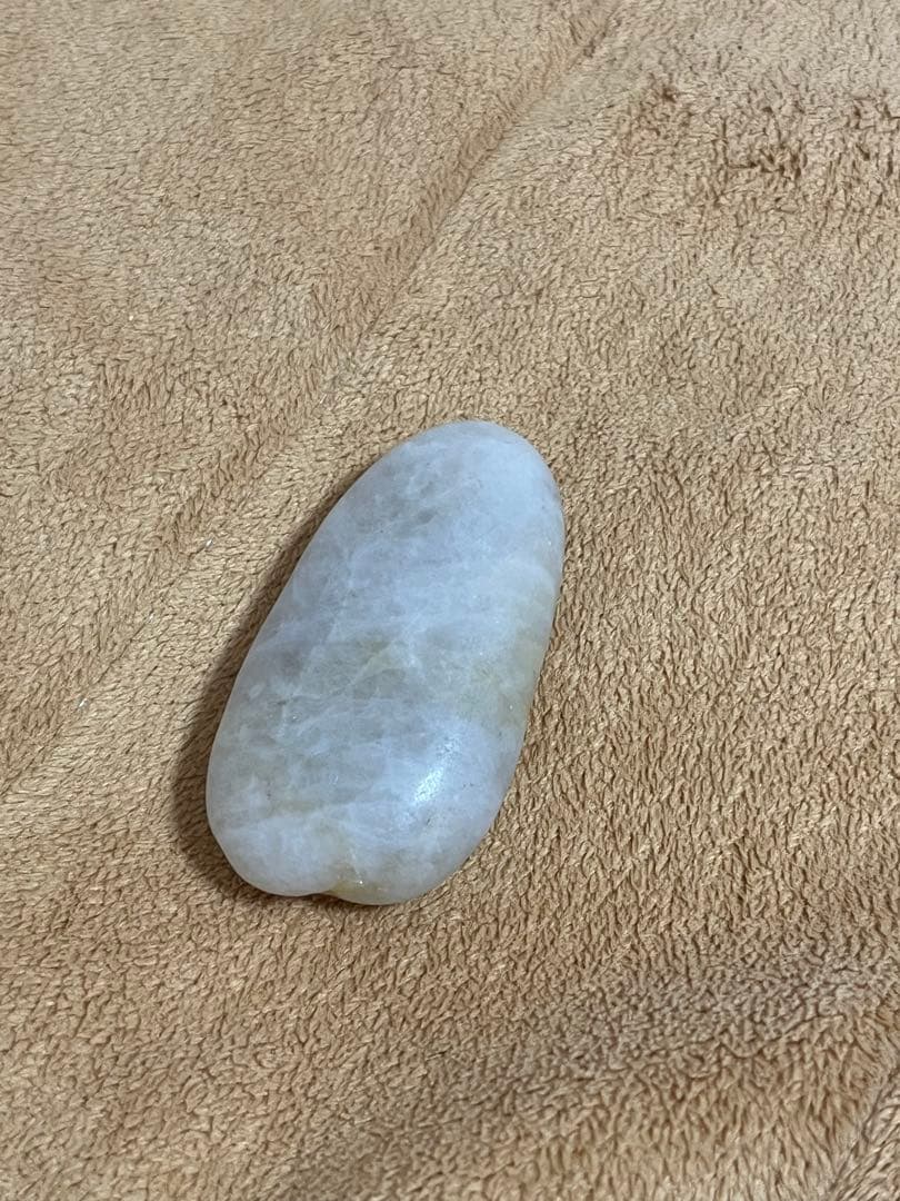 ただ置くだけ✨ 純白の氣の石