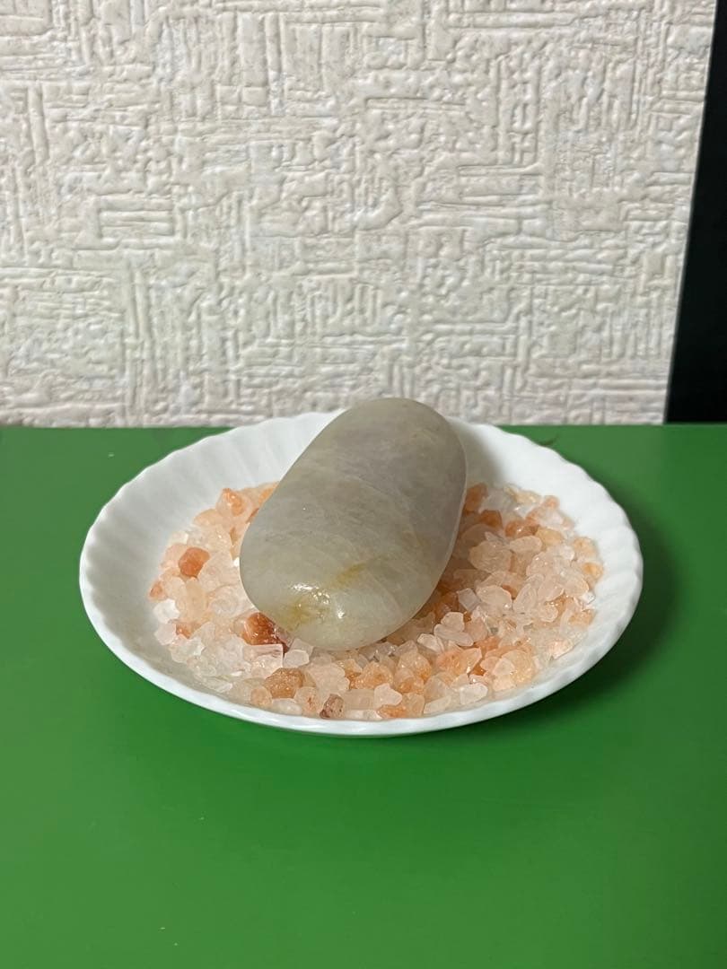 ただ置くだけ✨ 純白の氣の石