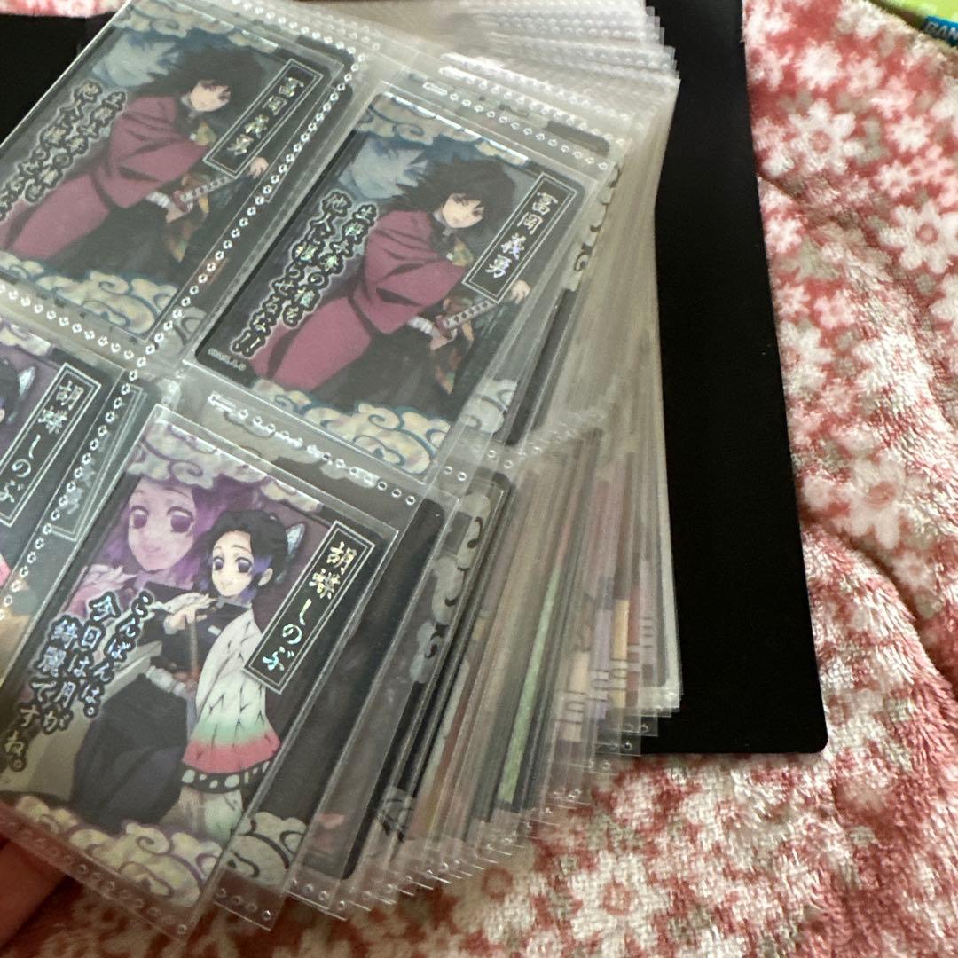 鬼滅の刃 缶バッジ ラバスト等約500点まとめ売り