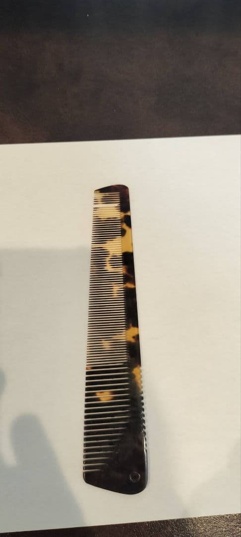 理容櫛　マル作　本鼈甲仕上げ櫛　欠けあり