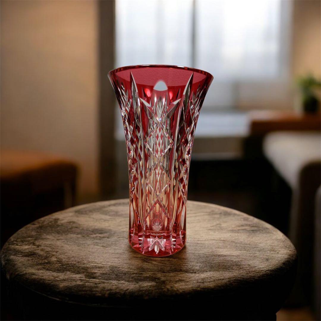 江戸切子 赤花瓶 星型 外箱付 クリスタルガラス 花器 東京都指定 伝統