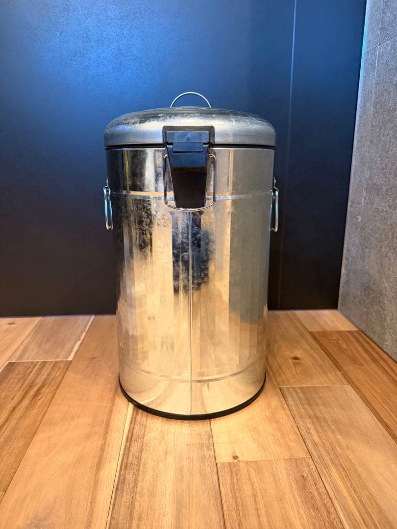 新品未使用 限定Snap-on ペダル式スチールゴミ箱 FUJ290TC