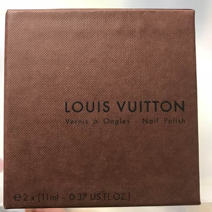 LOUIS VUITTON ネイルセット