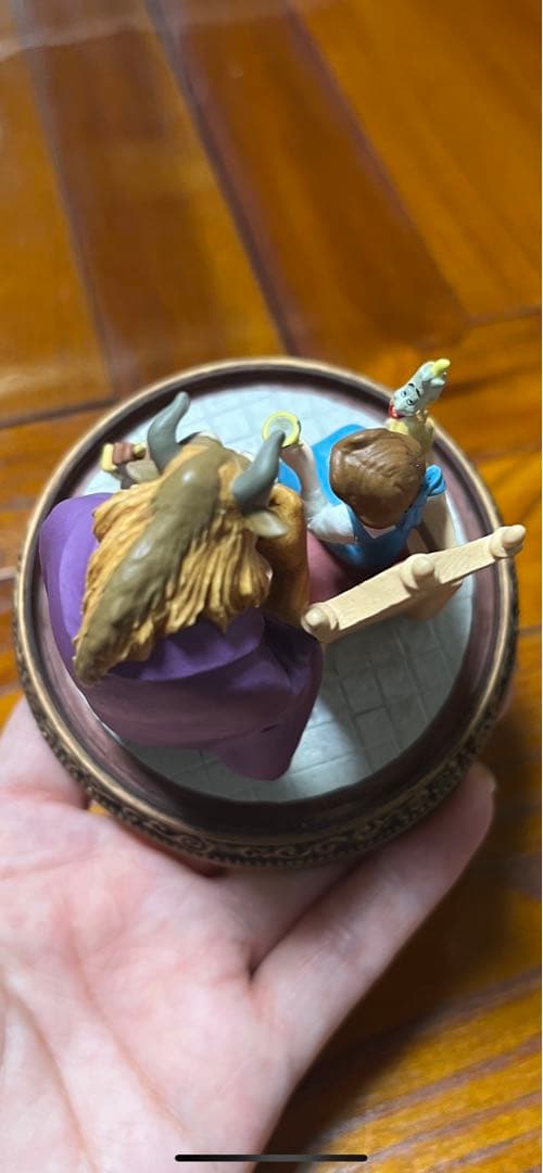 美女と野獣　置物