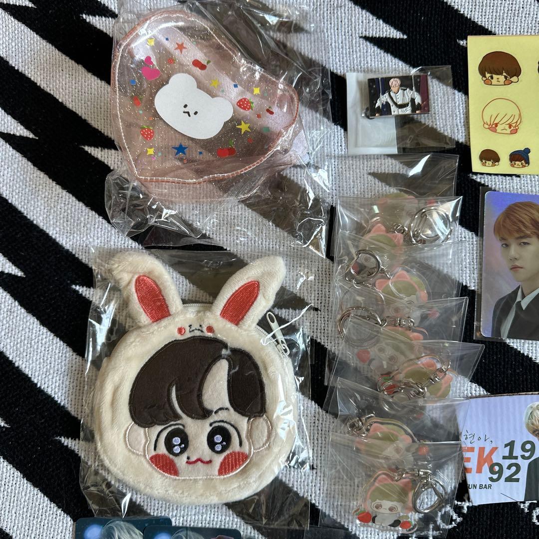 EXO CBX ベッキョン グッズ おまとめ - メルカリ