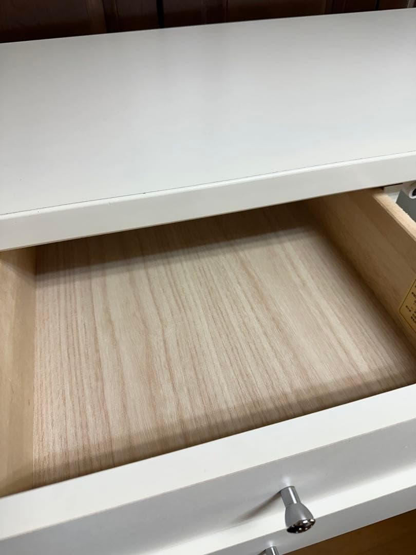 ホワイトチェスト 引き出し付き　タンス　直接引取り可能