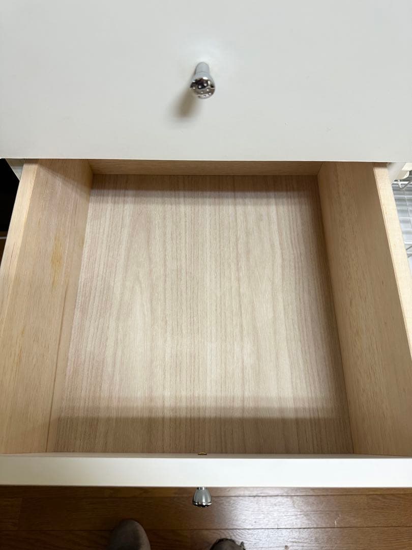 ホワイトチェスト 引き出し付き　タンス　直接引取り可能