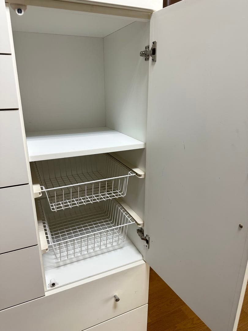 ホワイトチェスト 引き出し付き　タンス　直接引取り可能