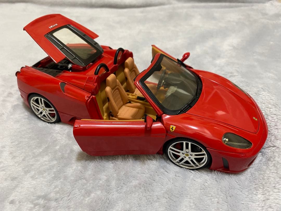 ミニカー HOTWHEELS Ferrari F430 Spider 1/18