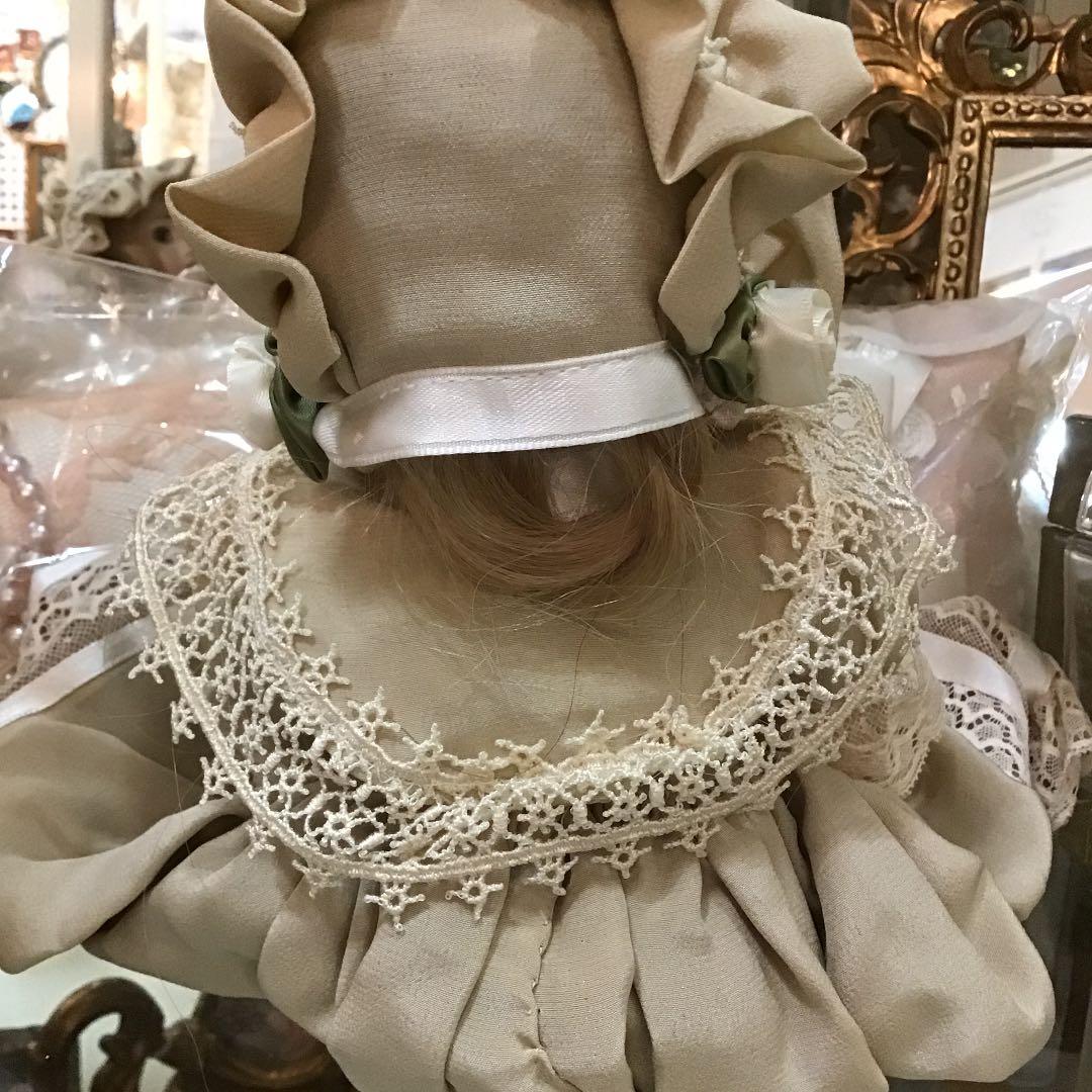 美品　ビスクドール