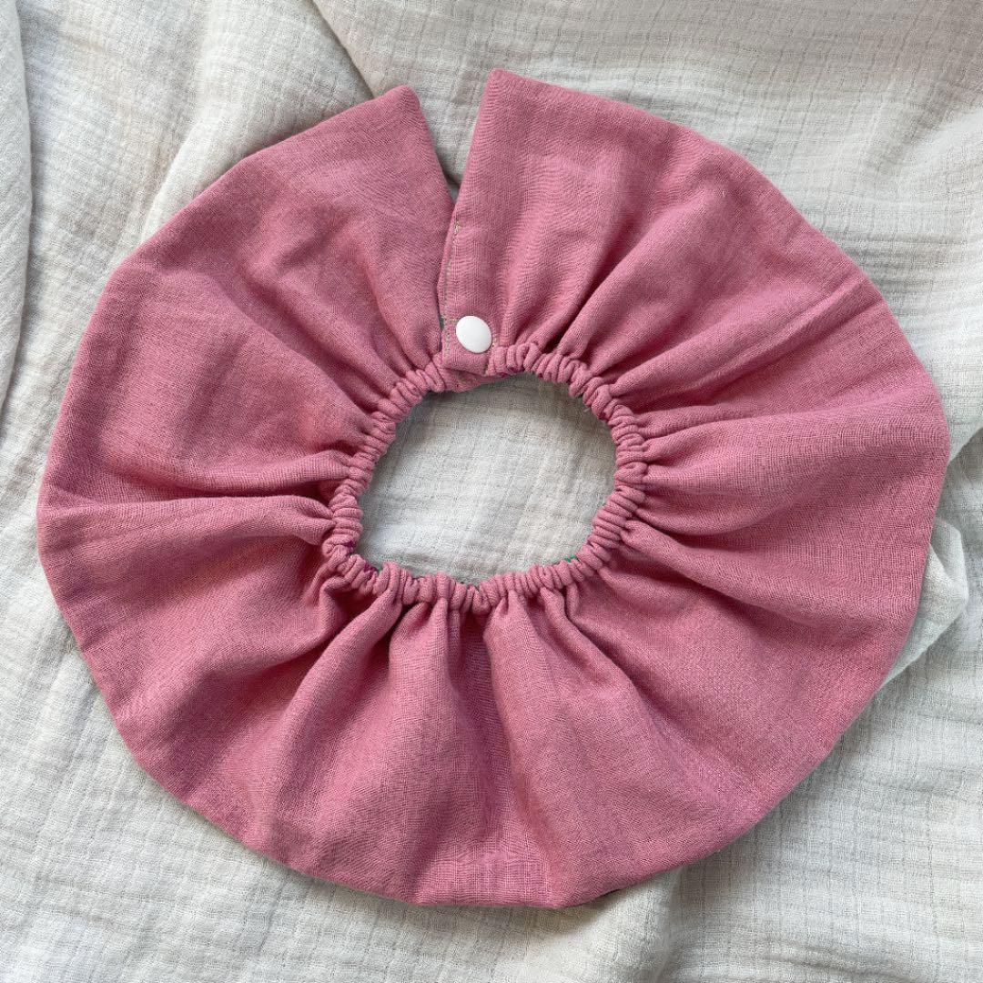 ★スタンプピンクフラワー×すもも★ ハンドメイド　リバーシブル　スタイ