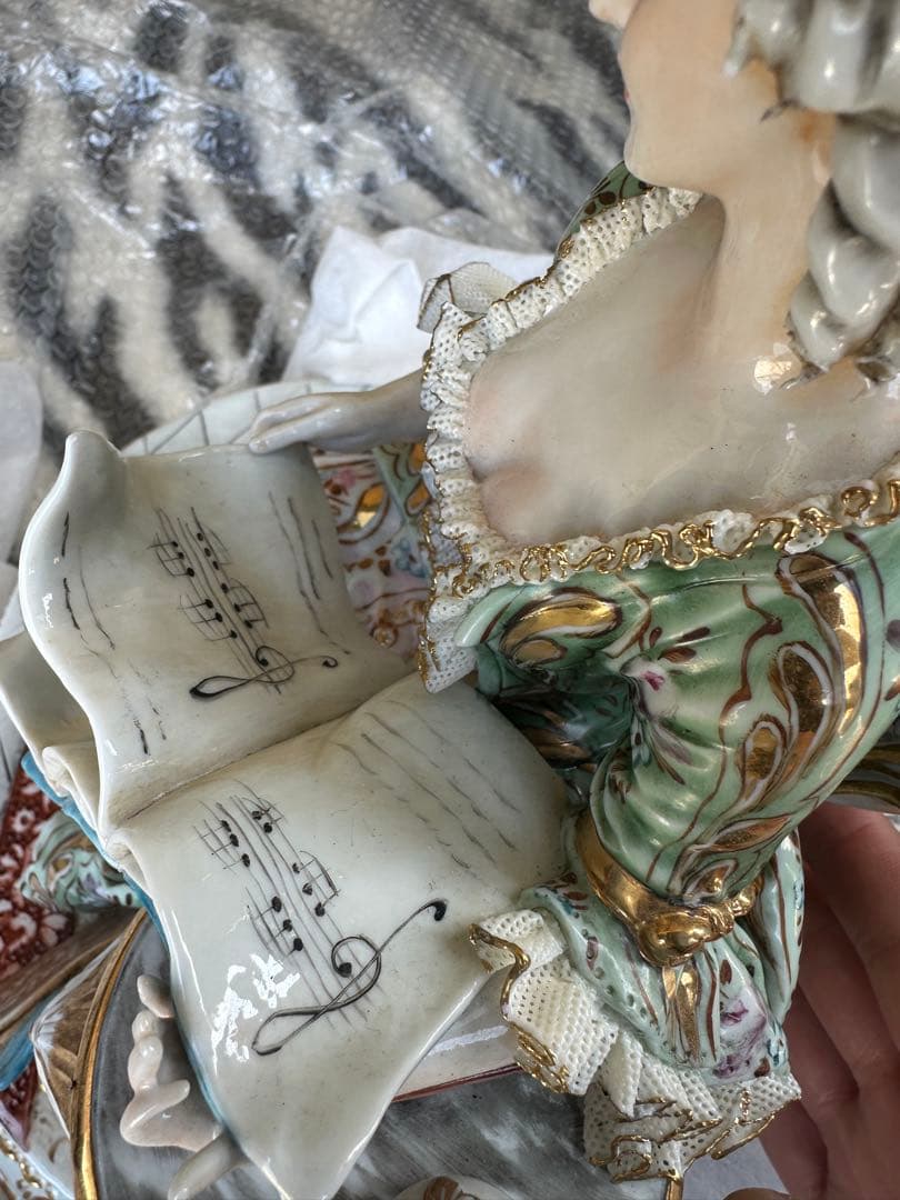 陶器人形 TYCHE社 磁器人形(ポンパドール夫人) 西洋陶器 - メルカリ