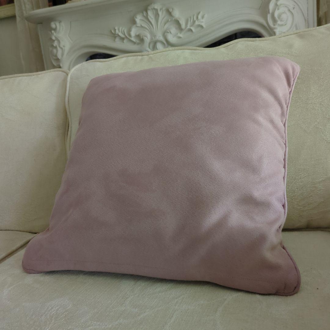 ローラアシュレイ　　クッション