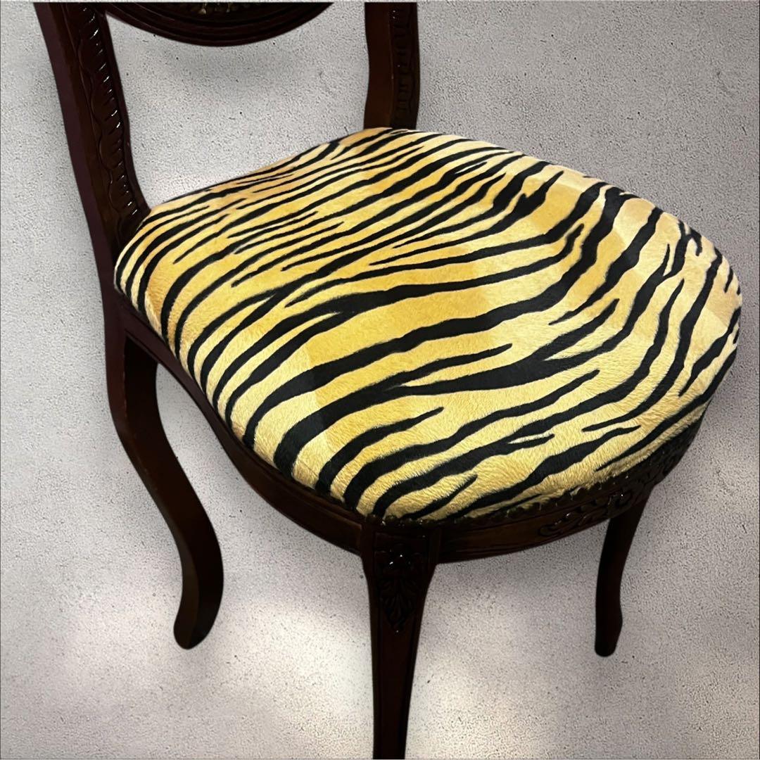 ♡ アンティーク　ヒョウ柄 猫脚 ダイニングチェア ♡