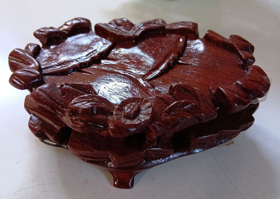 特大26cm 玉 彫刻花瓶 牡丹透かし彫り縁起物 中国美術 台座付 分離式