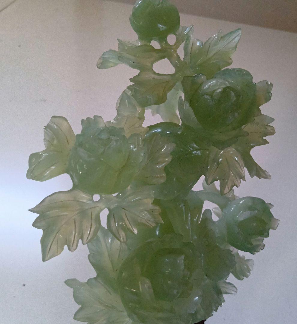 特大26cm 玉 彫刻花瓶 牡丹透かし彫り縁起物 中国美術 台座付 分離式