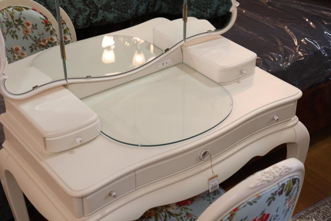 日本製 ドレッサーセット 椅子付き 猫脚 ホワイト カンティーニュ