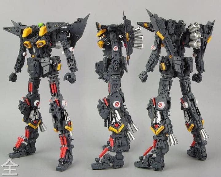 海外ガンプラ 機甲の城 1／100 RX-105 クスィーガンダム 初回特典付き