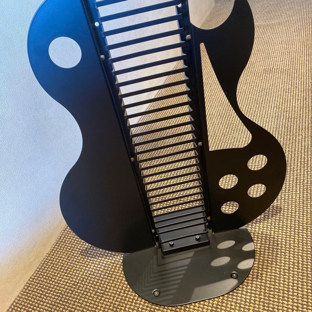 レア・希少　入手困難　CDラック・タワー　CD収納　ギターデザイン　約60枚収納