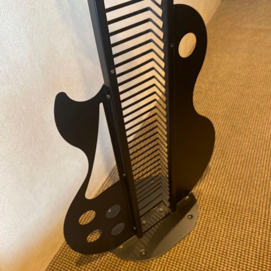 レア・希少　入手困難　CDラック・タワー　CD収納　ギターデザイン　約60枚収納