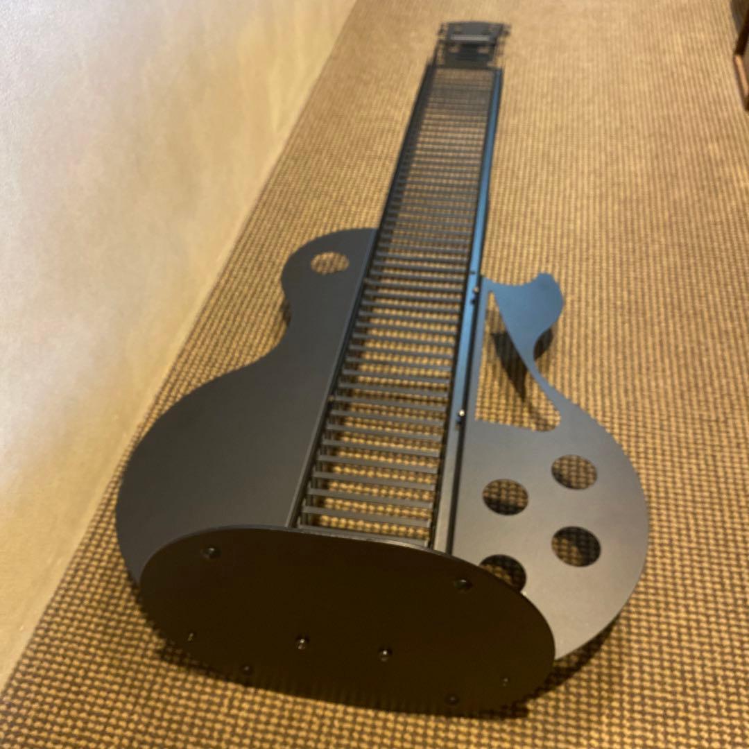 レア・希少　入手困難　CDラック・タワー　CD収納　ギターデザイン　約60枚収納