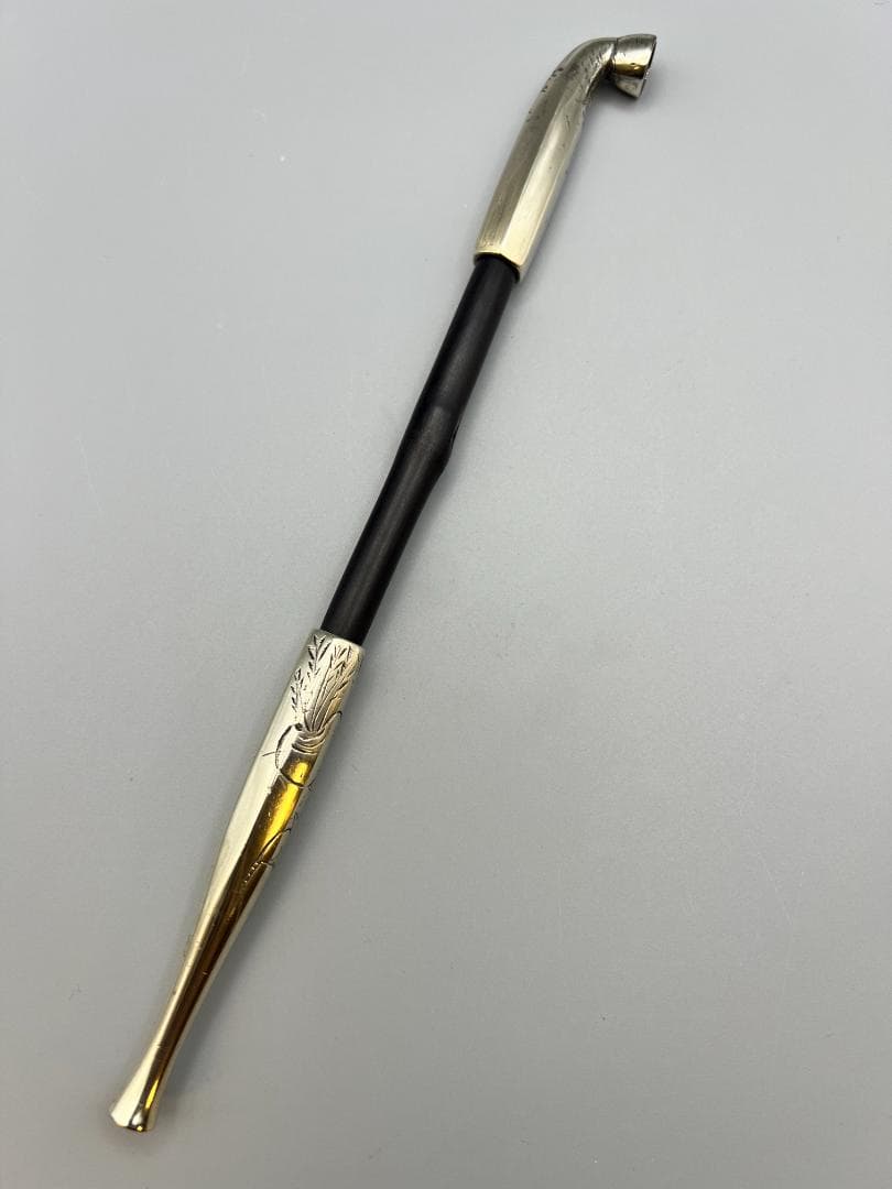 純銀　村田　六角煙管　キセル　かぶ食２匹鼠図　銀細工　アンティーク　重量約45g