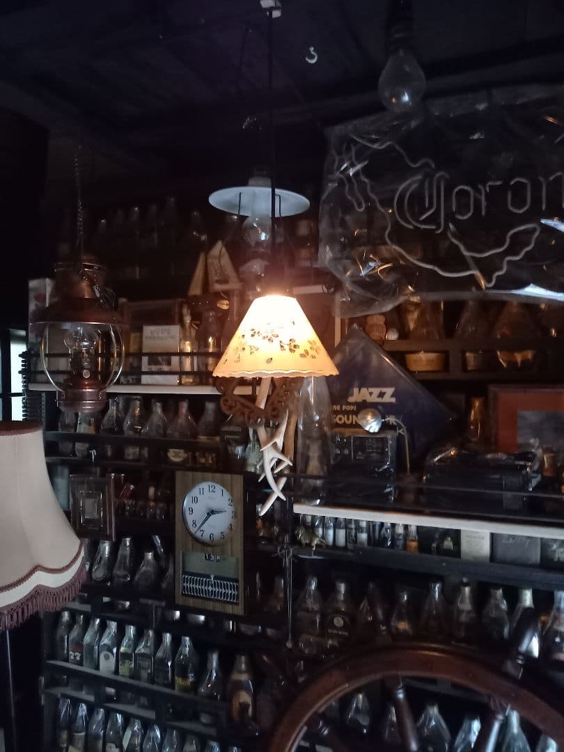 和　モダン　桜　サクラ　和柄　磨り硝子　ブラウン　フリル　シェード　ランプ