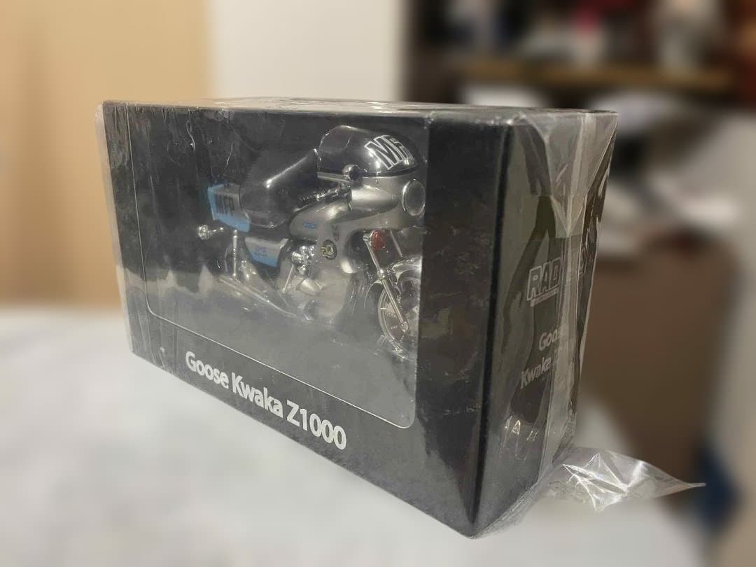 マッドマックス ACEモデル M.F.P グース用Z1000バイク 1/18 - メルカリ