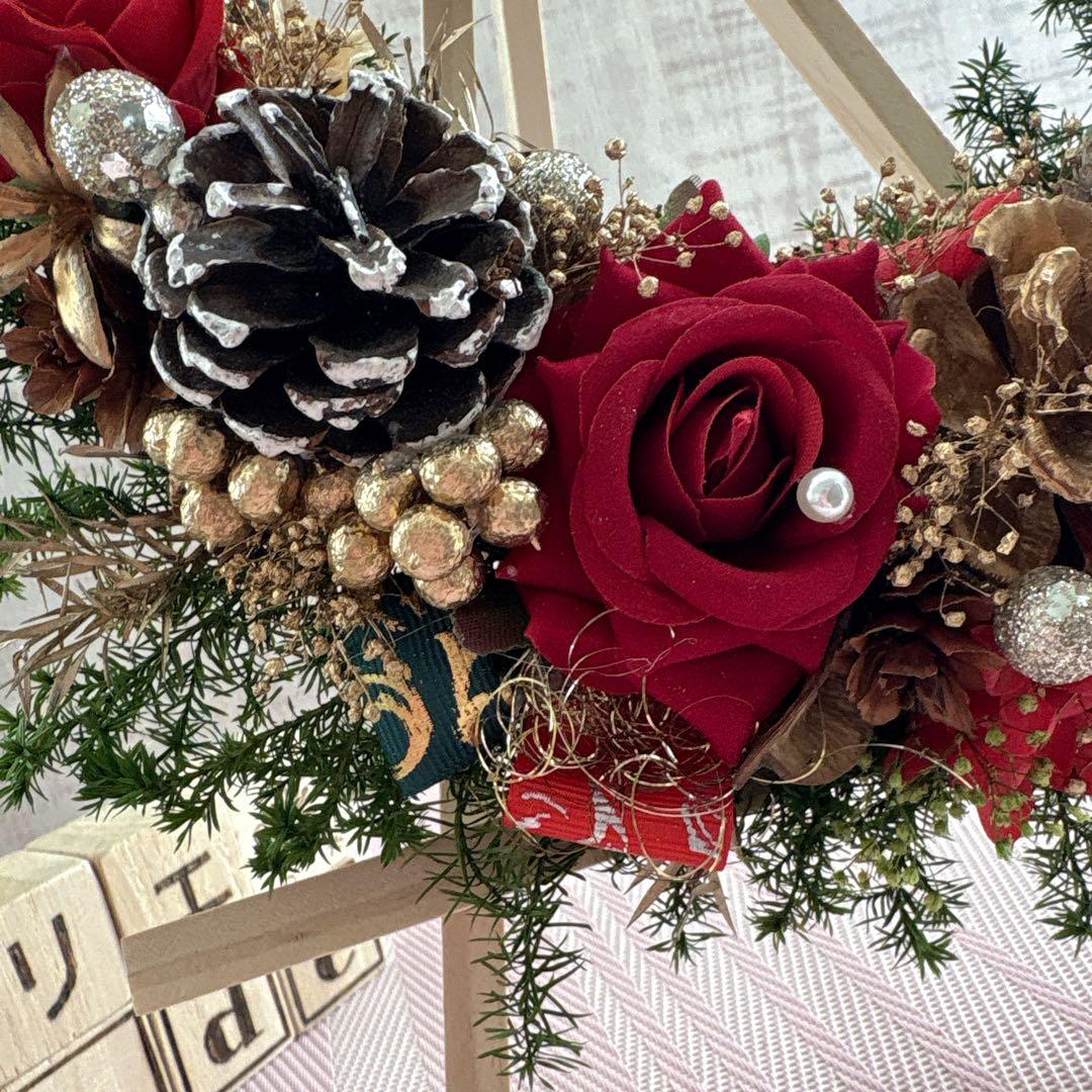 No149 キラキラリボンとリンリンベル.•♬赤バラと木の実のクリスマスリース