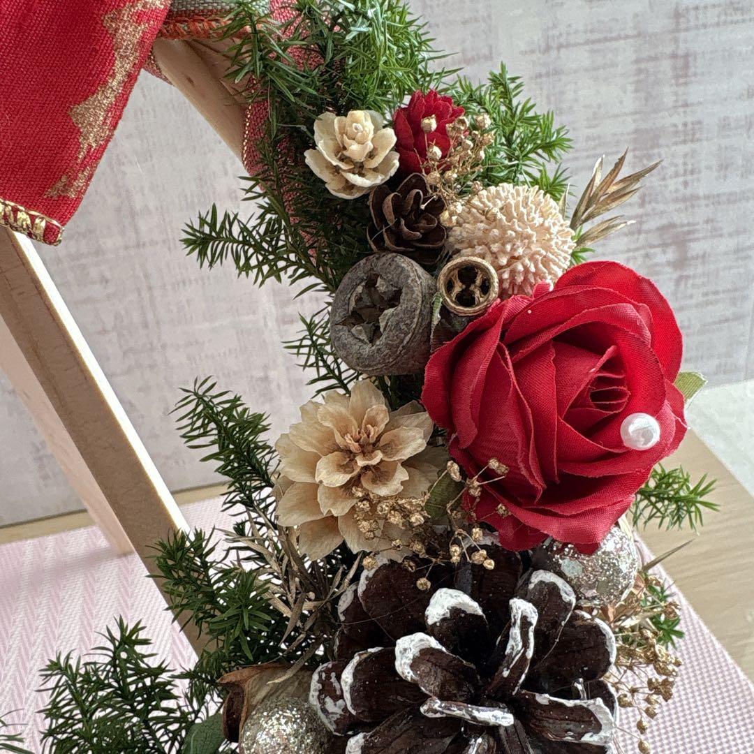 No149 キラキラリボンとリンリンベル.•♬赤バラと木の実のクリスマスリース