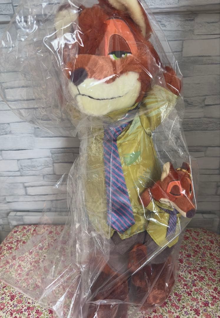 ズートピア ニック ぬいぐるみ iketerunuigurumi - メルカリ