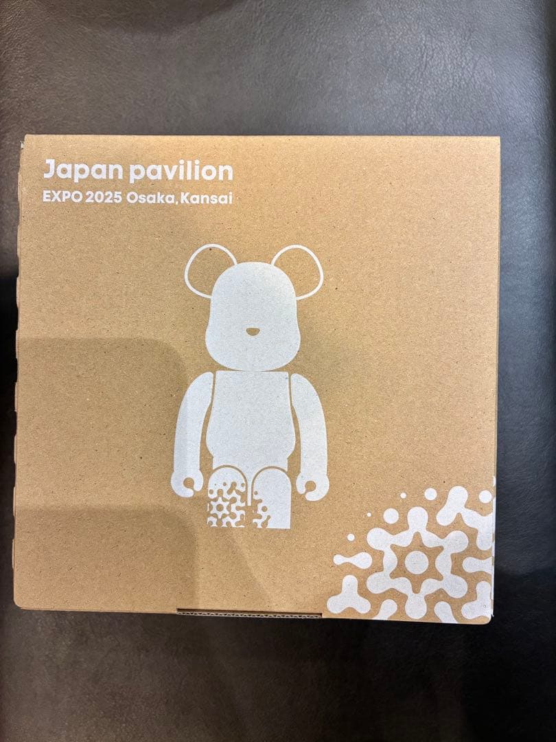 ベアブリックフィギュア