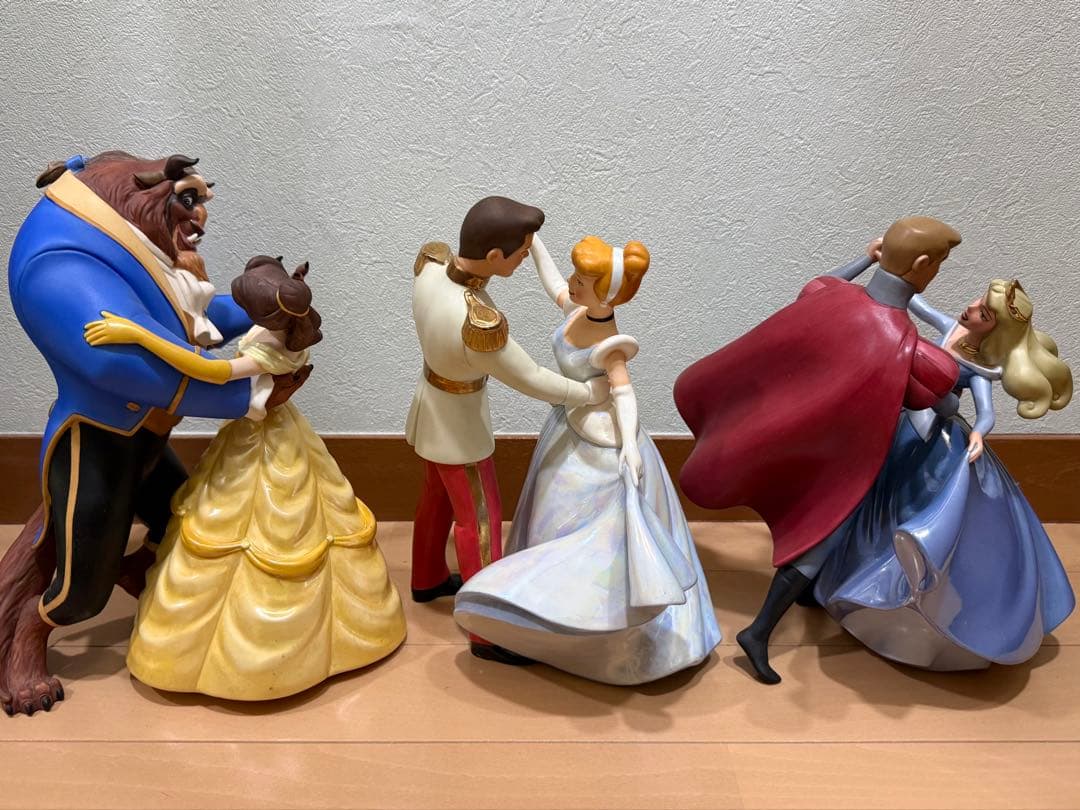wdcc 美女と野獣 シンデレラ オーロラ姫 ダンス3点セット 詳細必読ください
