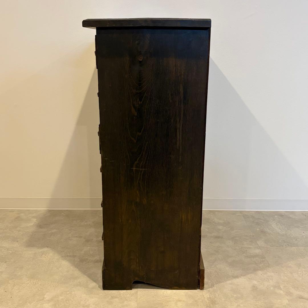 木製キャビネット　12杯　収納棚　大きめ　ビンテージ