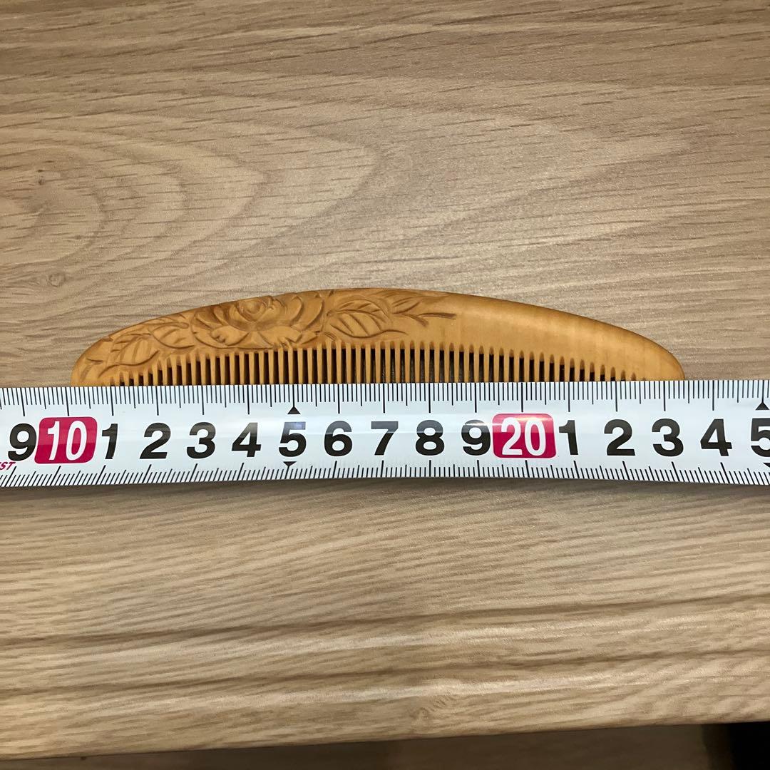 本日限定値下げ　辻忠商店　つげ櫛　彫解櫛　4寸5分　中歯　国産つげ　さつまつげ