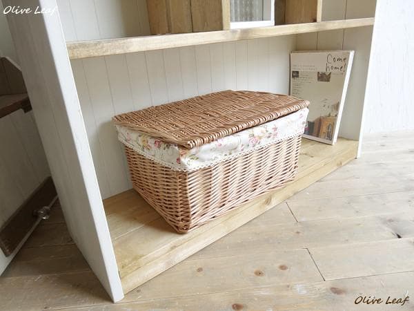 サイズ、デザインオーダー可！仕切りデザインラック。シャビーホワイト受注製作