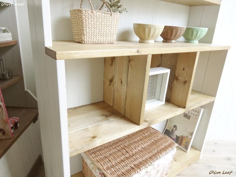 サイズ、デザインオーダー可！仕切りデザインラック。シャビーホワイト受注製作