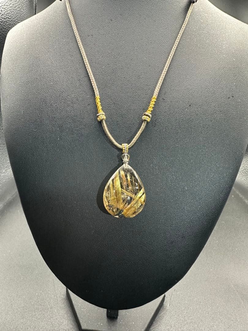 ルチルクォーツ ドロップ型ペンダント