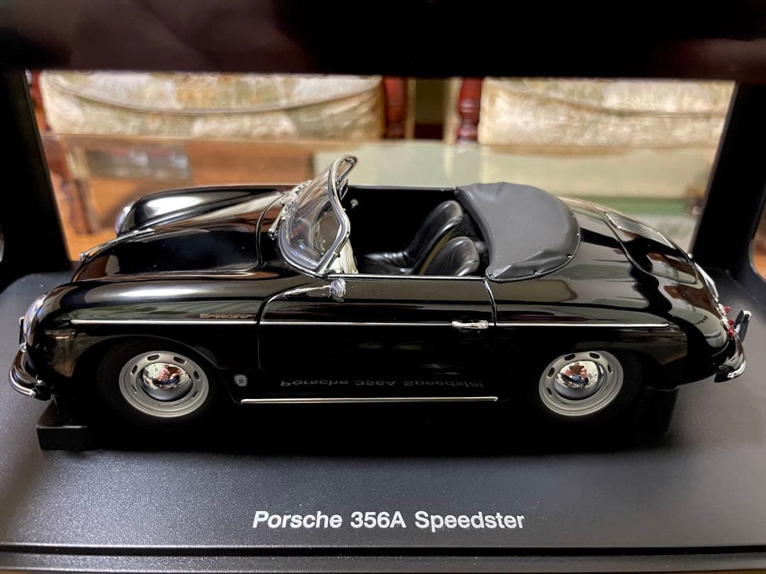 価格変更1/18 オートアート ポルシェ356A スピードスター ブラック未