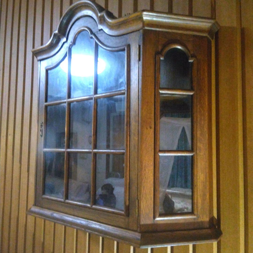 アンティーク風　 3面ガラス 　壁掛け飾り棚