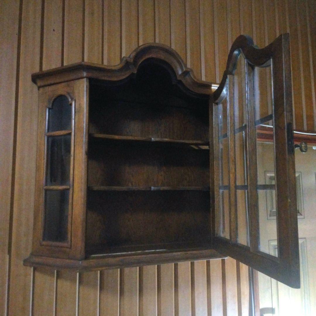 アンティーク風　 3面ガラス 　壁掛け飾り棚